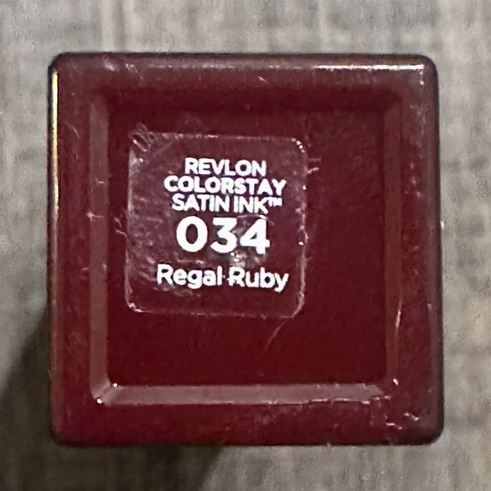 💞 New Revlon ColorStay Satin Ink Crown Jewels Liquid Lipstick in Regal Ruby